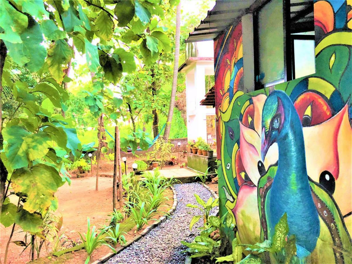 Folklore Hostel Goa Vagator Exterior photo